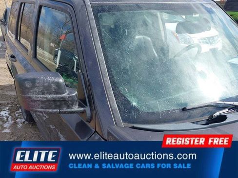 Used 2016 Jeep Patriot 75th Anniversary w/ Power Value Group image 26