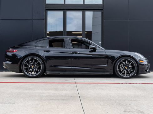Certified 2018 Porsche Panamera 4S AWD/4WD image 12