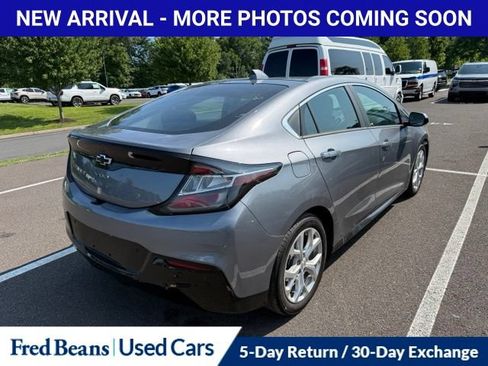 Used 2019 Chevrolet Volt Premier w/ Driver Confidence II Package FWD image 10