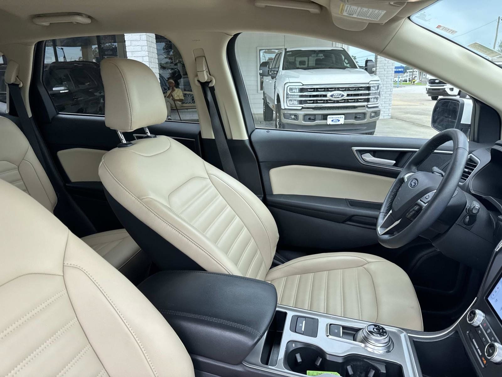 Used 2024 Ford Edge SEL w/ Convenience Package AWD/4WD image 10