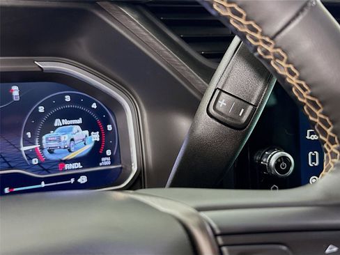 Used 2024 GMC Sierra 3500 AT4 w/ AT4 Premium Plus Package image 17