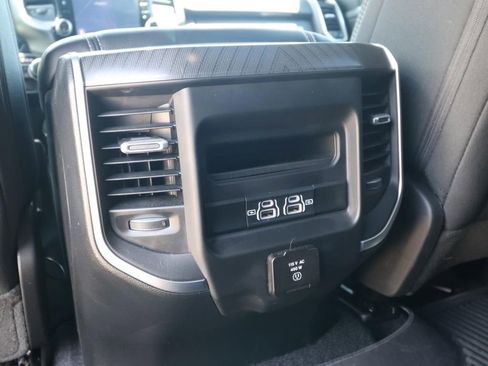 Used 2025 RAM 1500 Big Horn AWD/4WD image 12