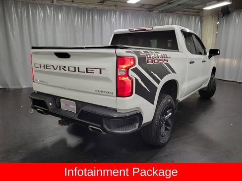 Used 2019 Chevrolet Silverado 1500 Custom Trail Boss w/ Custom Convenience Package image 9