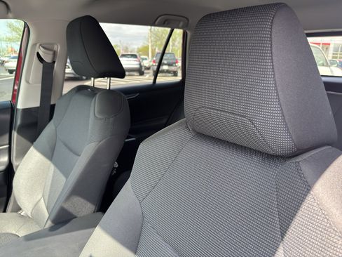 Used 2024 Toyota RAV4 LE image 8