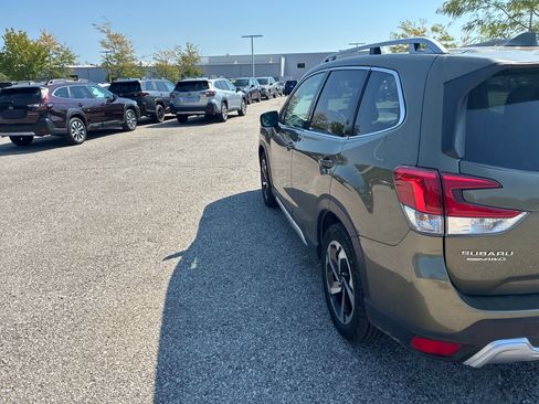 Certified 2023 Subaru Forester Touring AWD/4WD image 17