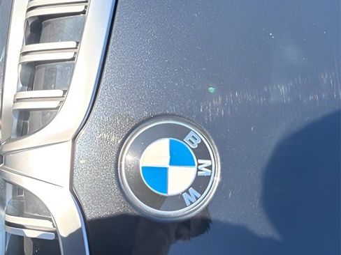 Used 2025 BMW 330i xDrive Sedan image 25