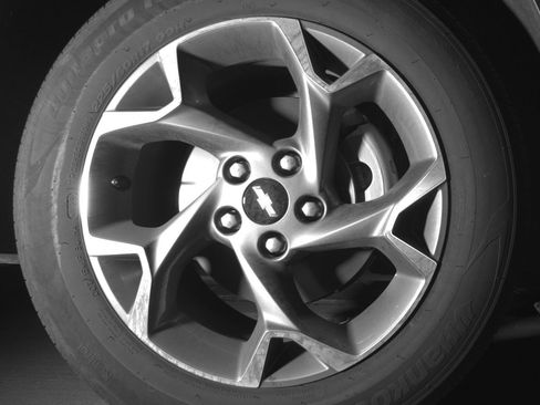 Used 2025 Chevrolet Trax LT w/ LT Convenience Package FWD image 13