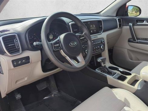 Used 2021 Kia Sportage LX w/ LX Fwd Popular Package image 9