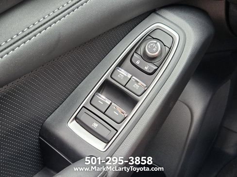 Used 2023 Subaru Ascent Limited AWD/4WD image 26
