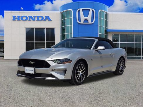 Used 2019 Ford Mustang GT Premium RWD image 7