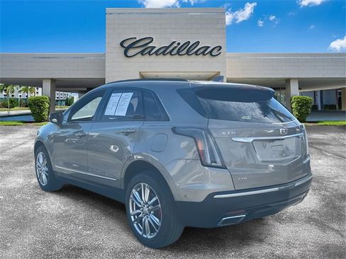 Certified 2023 Cadillac XT5 Sportv w/ Technology Package image 6