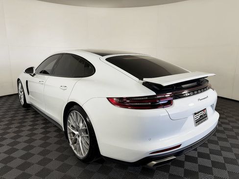 Used 2017 Porsche Panamera 4 AWD/4WD image 18