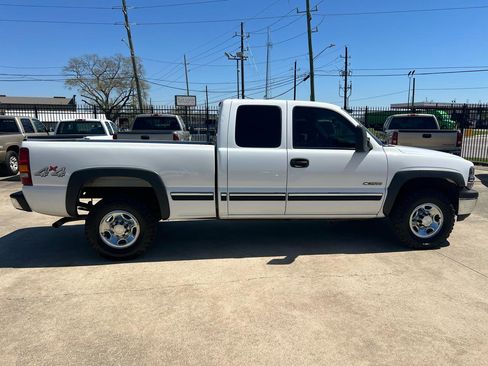 Used 2002 Chevrolet Silverado 2500 LS w/ Electrical Convenience Pkg image 8
