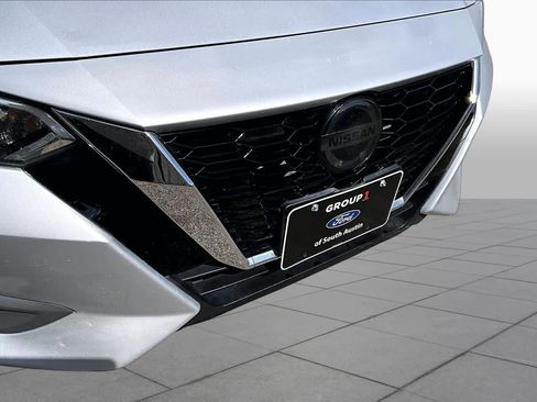 Used 2020 Nissan Sentra SV FWD image 30