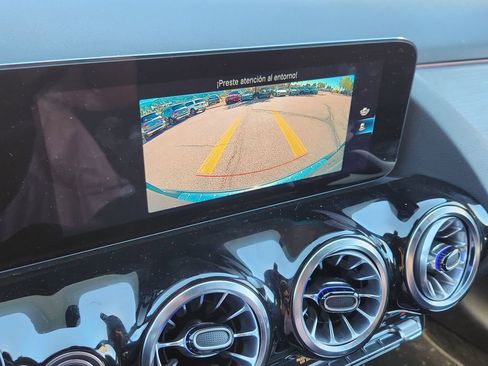 Used 2023 Mercedes-Benz GLA 250 4MATIC image 16