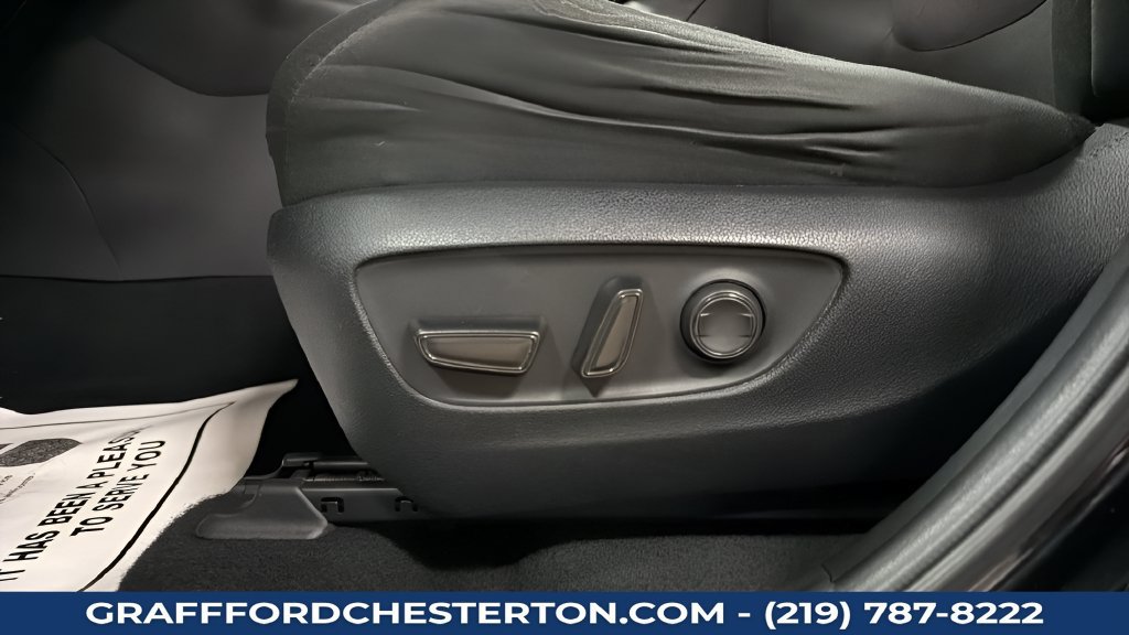 Used 2024 Toyota RAV4 XLE w/ Convenience Package AWD/4WD image 15