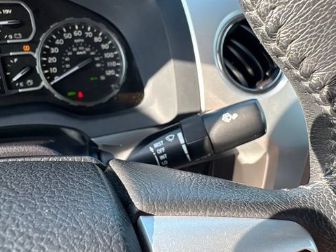Used 2019 Toyota Tundra Platinum AWD/4WD image 21