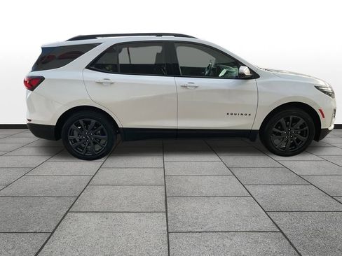 Used 2022 Chevrolet Equinox RS w/ RS Leather Package image 6