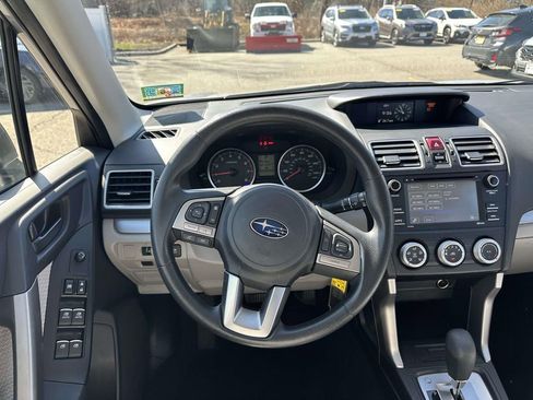 Used 2018 Subaru Forester 2.5i w/ Alloy Wheel Package image 9