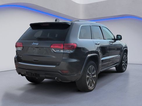 Used 2017 Jeep Grand Cherokee Overland AWD/4WD image 5