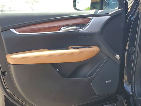 Certified 2024 Cadillac XT5 Premium Luxury w/ Technology Package AWD/4WD image 22