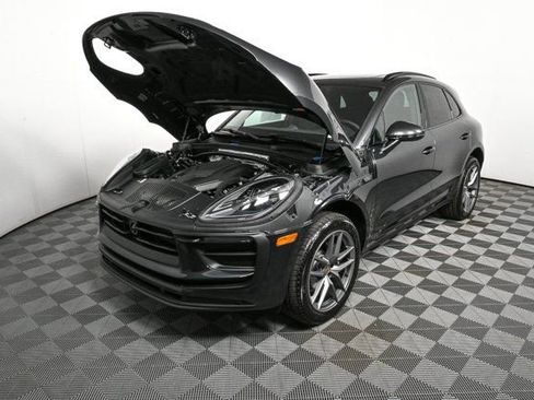 New 2026 Porsche Macan AWD image 35