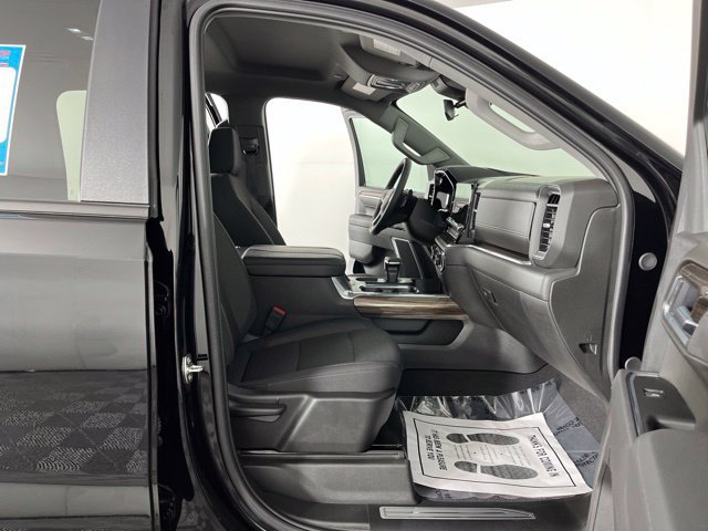 Used 2025 Chevrolet Silverado 1500 RST AWD/4WD image 44