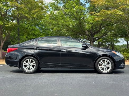 Used 2011 Hyundai Sonata Limited FWD image 2