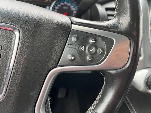 Used 2019 GMC Yukon XL SLE w/ SLE Value Package image 19