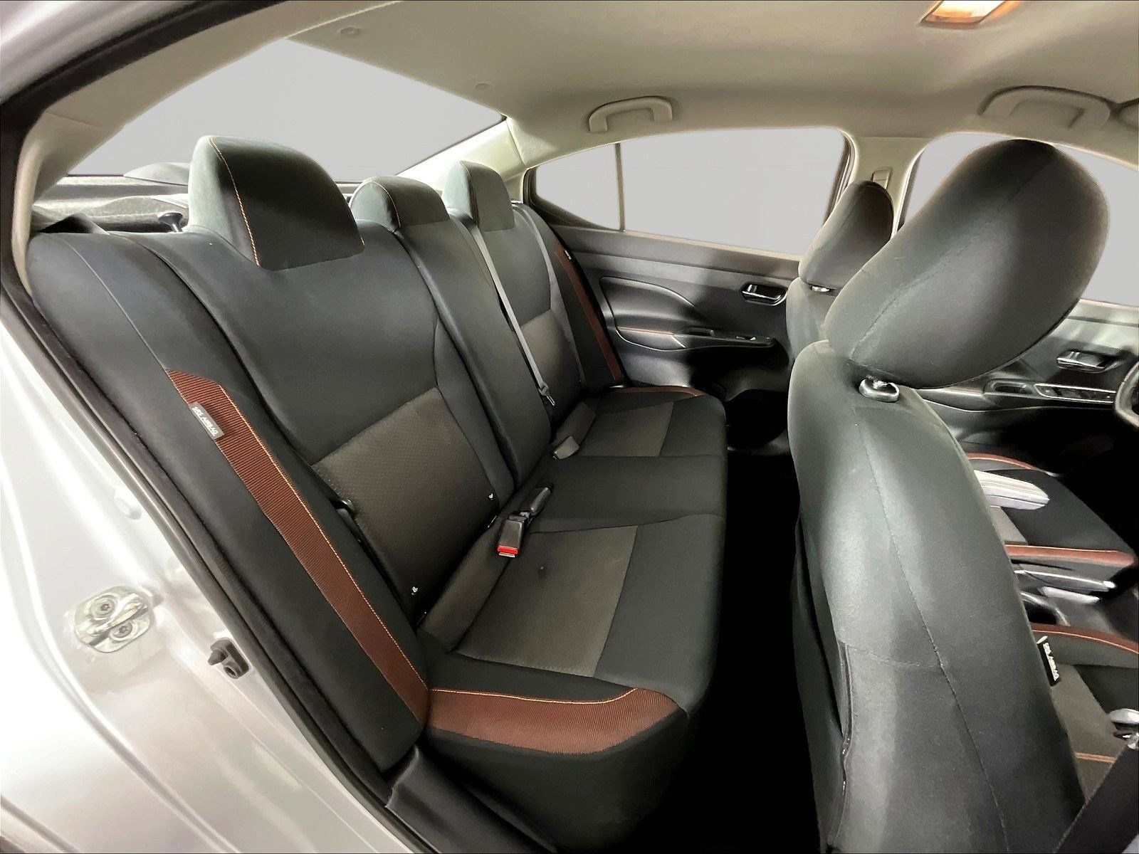 Used 2020 Nissan Versa SR w/ Convenience Package FWD image 25
