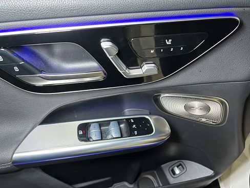 Certified 2025 Mercedes-Benz GLC 300 GLC 300 image 20