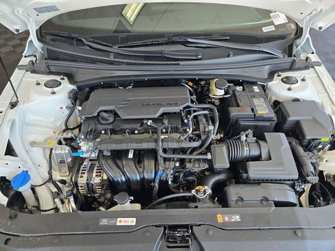 New 2026 Hyundai Elantra Sport FWD image 11