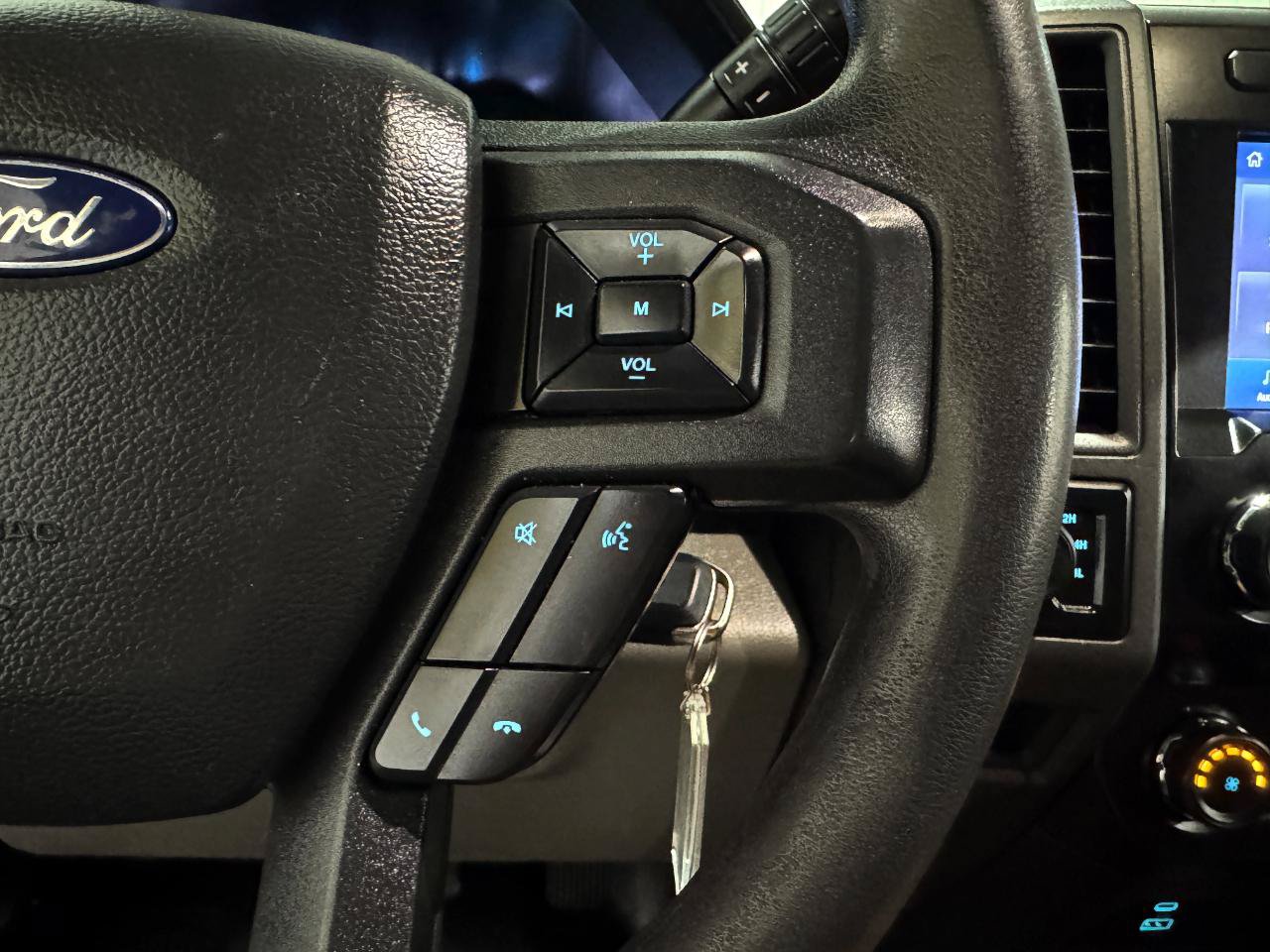 Used 2022 Ford F250 XL w/ STX Appearance Package AWD/4WD image 21