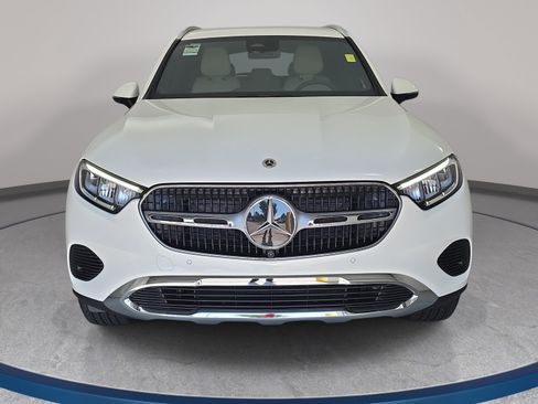Certified 2026 Mercedes-Benz GLC 300 image 2