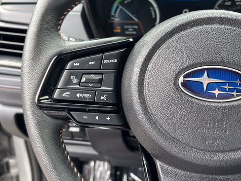 Used 2025 Subaru Forester Touring AWD/4WD image 35