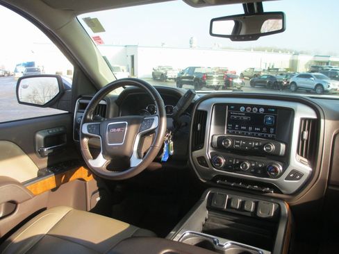 Used 2018 GMC Sierra 1500 SLT w/ SLT Premium Package image 24