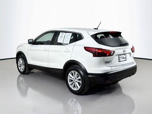 Used 2017 Nissan Rogue Sport S w/ S Appearance Package AWD/4WD image 7