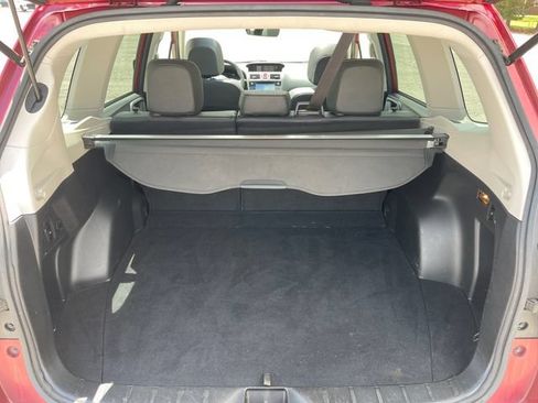Used 2018 Subaru Forester 2.5i Touring AWD/4WD image 20