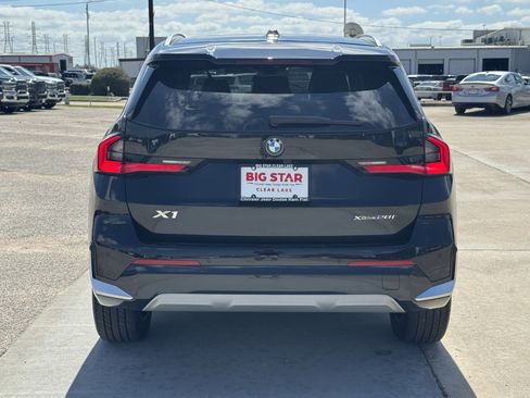 Used 2025 BMW X1 xDrive28i image 9