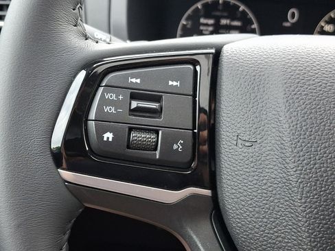 Used 2025 Honda Odyssey Touring image 20