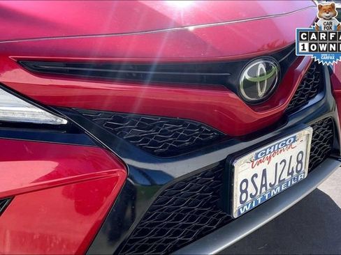 Used 2020 Toyota Camry XSE FWD image 30