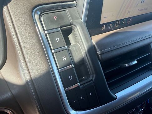 Used 2021 Chevrolet Tahoe LT w/ Rear Media and Nav Package image 32