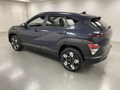 Used 2024 Hyundai Kona SEL image 3