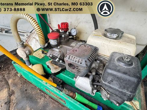 Used 2015 Chevrolet Express 2500 RWD image 15