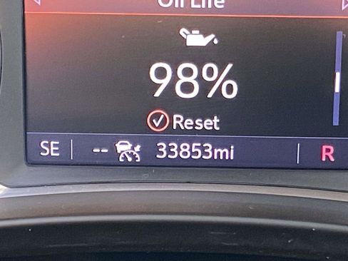 Used 2022 GMC Terrain SLT image 23