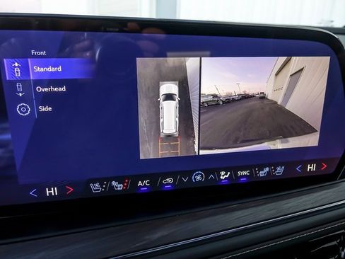 New 2026 Chevrolet Suburban Premier image 30