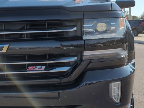 Used 2018 Chevrolet Silverado 1500 LTZ Z71 w/ LTZ Plus Package image 12