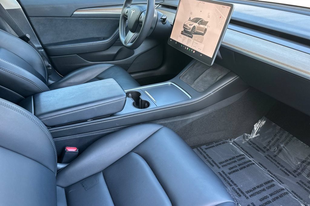 Used 2023 Tesla Model 3 Standard Range RWD image 14