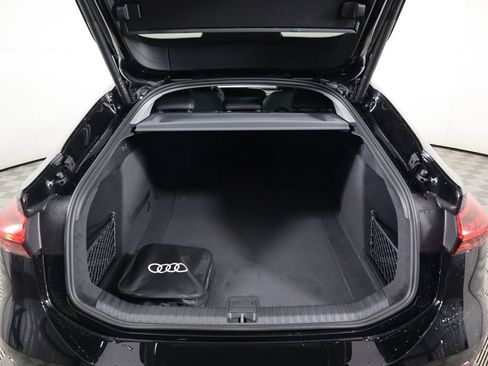 New 2025 Audi A6 e-tron Premium Plus image 30