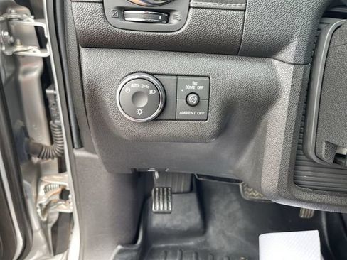Certified 2015 Buick Enclave Leather AWD/4WD image 16